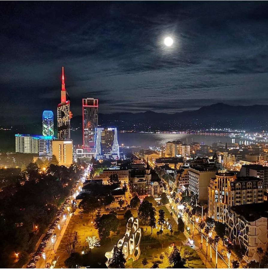 Black Sea Luxury Towers Hotel Batumi Exterior foto