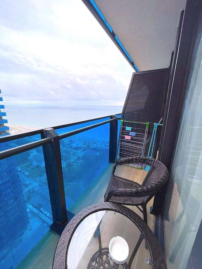 Black Sea Luxury Towers Hotel Batumi Exterior foto